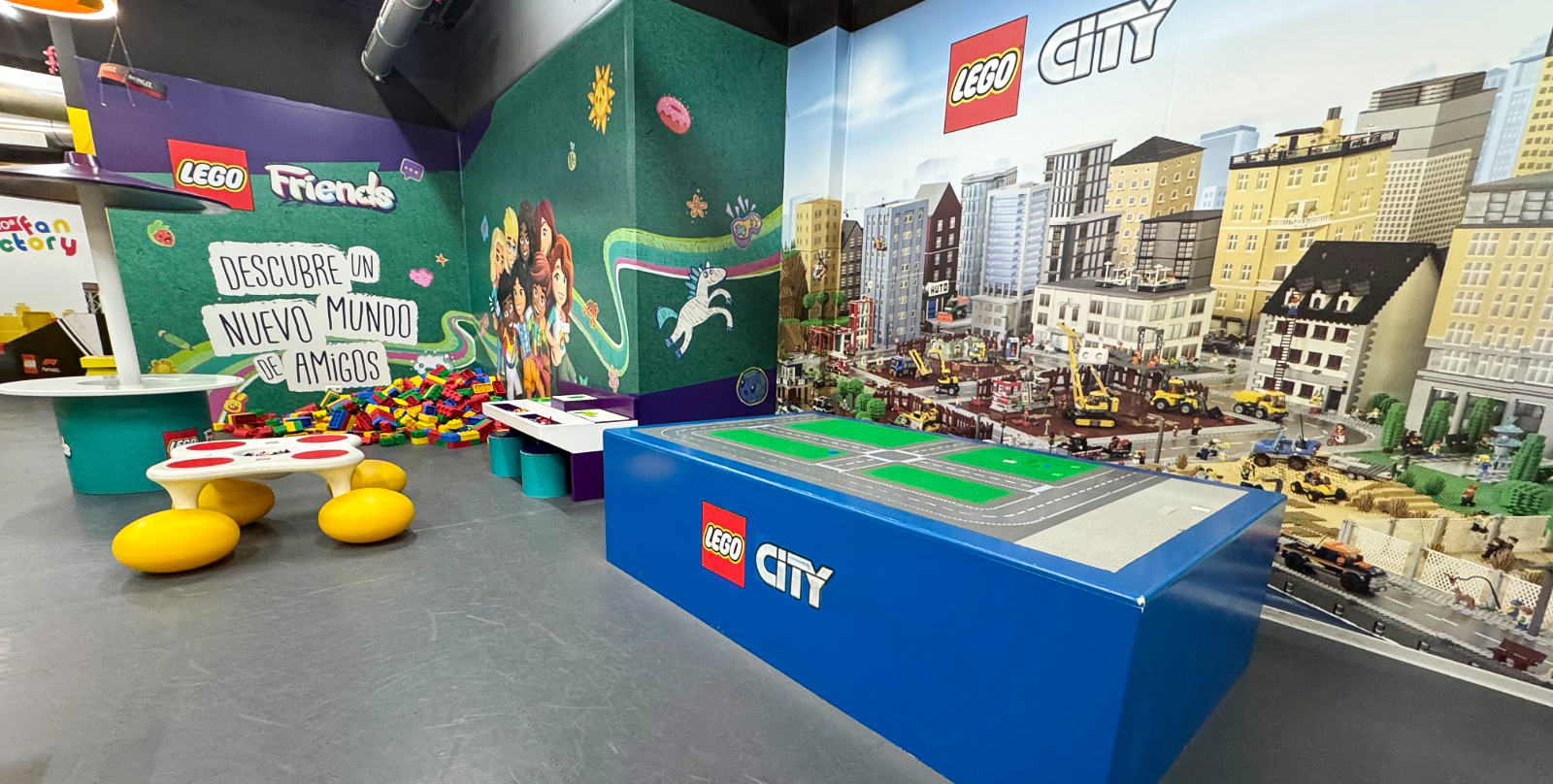 AQUA_LEGO FAN FACTORY_2